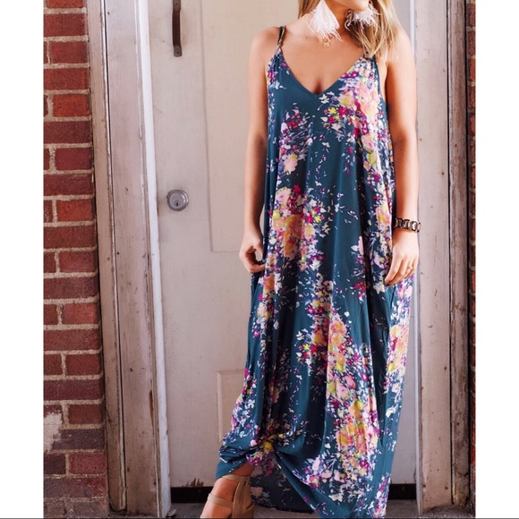 maxi dress knotted at bottom